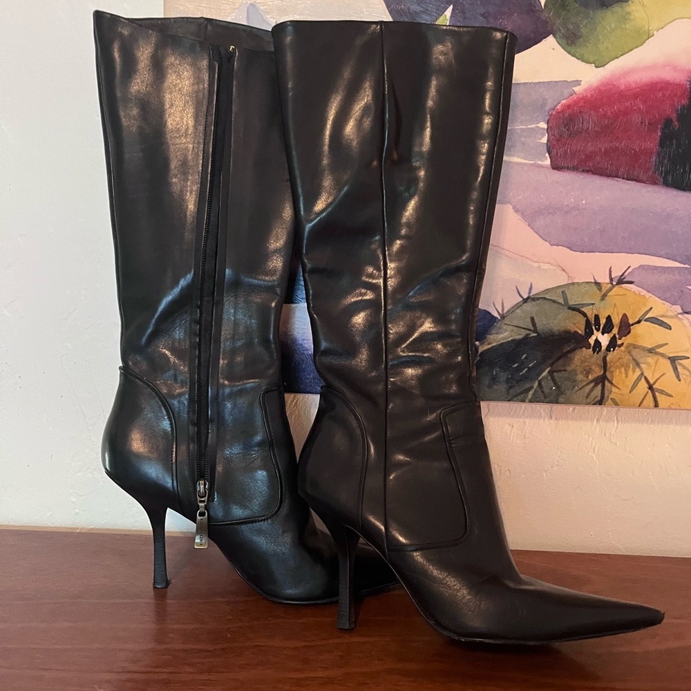 BCBG leather boots